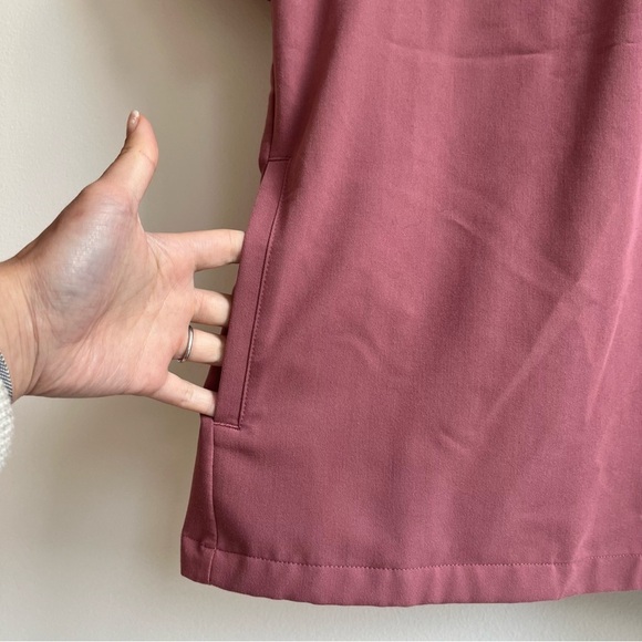 Figs Oran Slim Scrub Top V Neck Pockets Short Sleeve Slim Fit Pink Maeve Layers - Picture 7 of 9